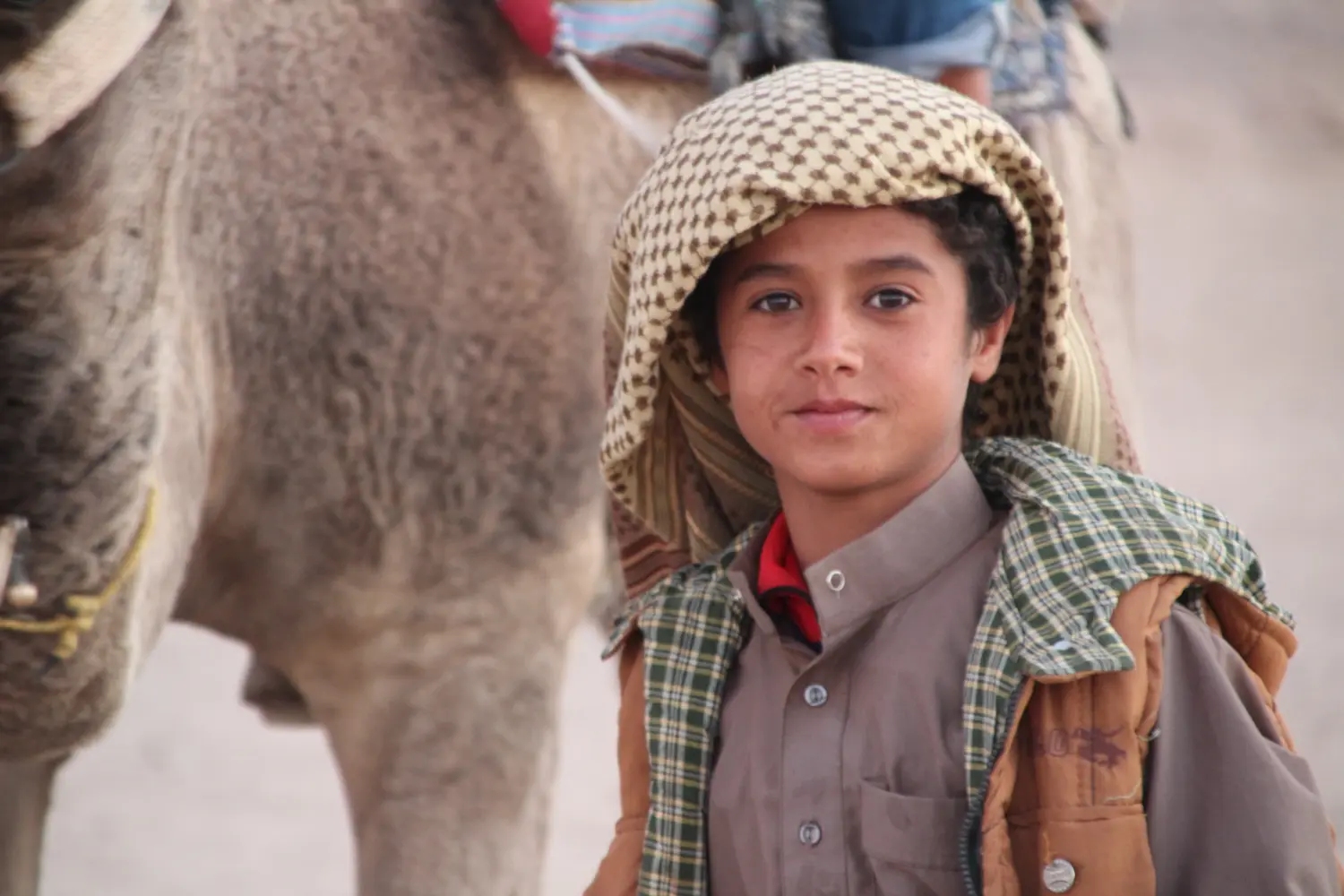 Ägypten: Berberjunge in der Wüste